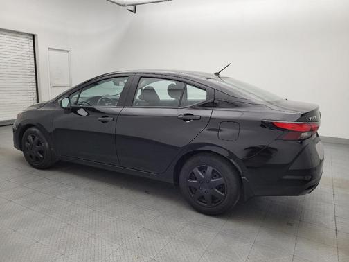 Super Black 2024 Nissan Versa 1.6 S
