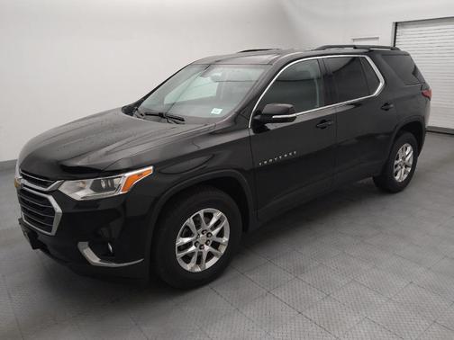 Mosaic Black Metallic 2019 Chevrolet Traverse LT Cloth