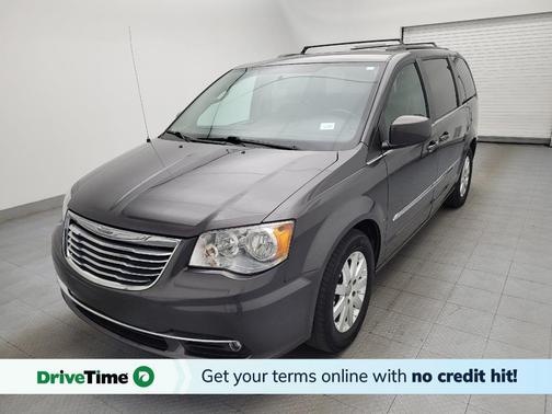 2016 Chrysler Town & Country Touring