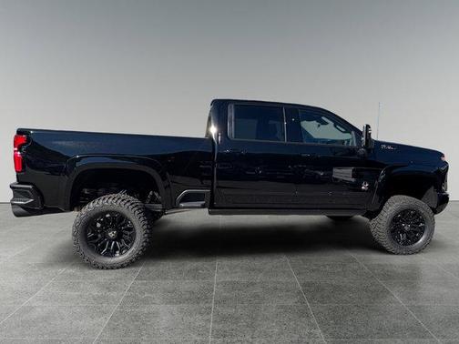2025 Chevrolet Silverado 2500 High Country