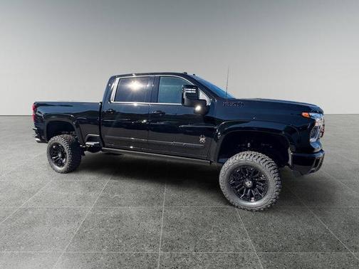 2025 Chevrolet Silverado 2500 High Country