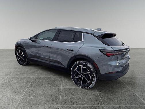 2026 Chevrolet Equinox EV LT 2