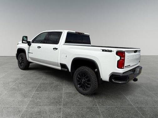 Summit White 2026 Chevrolet Silverado 2500 LTZ