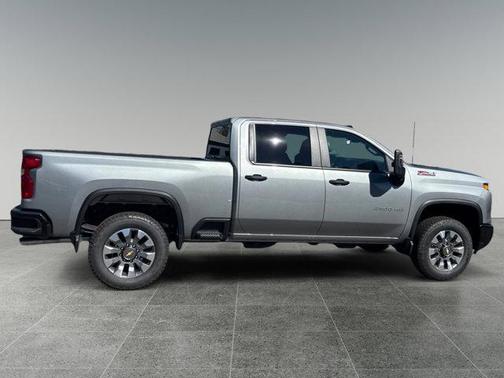 2026 Chevrolet Silverado 2500 Custom