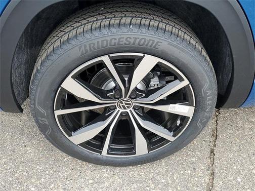 2025 Volkswagen Atlas 2.0T SEL Premium R-Line 4MOTION