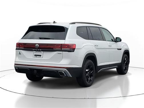 2026 Volkswagen Atlas 2.0T Peak Edition