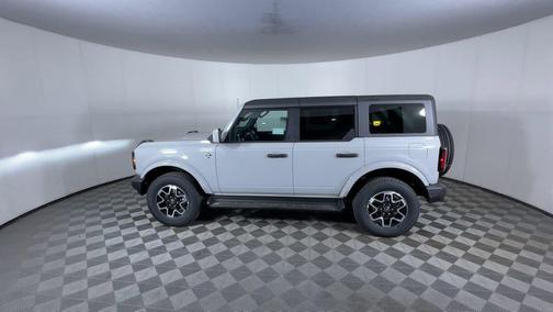 AVALANCHE GRAY 2026 Ford Bronco Outer Banks