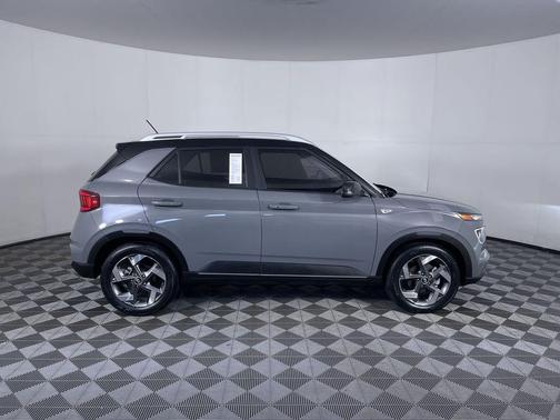 2023 Hyundai VENUE Limited