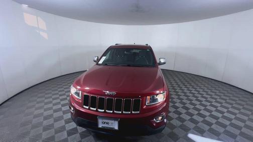 Deep Cherry Red Crystal Pearlcoat 2014 Jeep Grand Cherokee Laredo