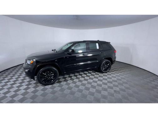 2021 Jeep Grand Cherokee Laredo