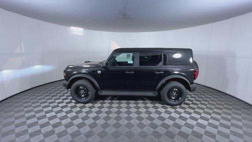 SHADOW BLACK 2026 Ford Bronco Big Bend
