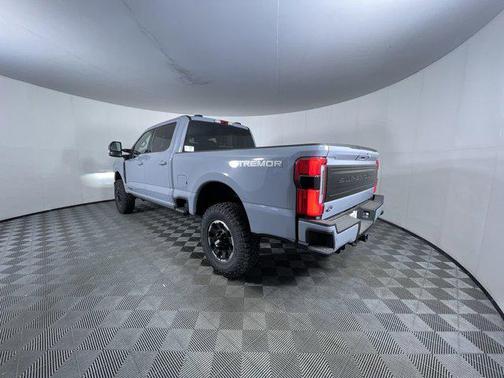 2025 Ford F-350 Platinum