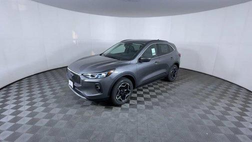 2026 Ford Escape Platinum