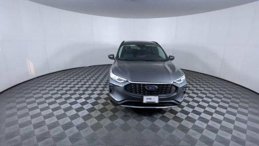 2026 Ford Escape Platinum