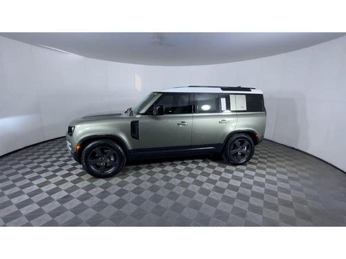 2023 Land Rover Defender 110 SE