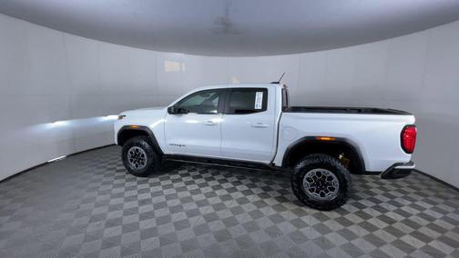 Summit White 2023 GMC Canyon AT4X