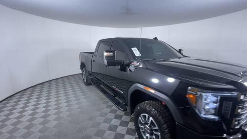 Black 2022 GMC Sierra 2500 AT4