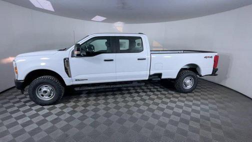 OXFORD WHITE 2026 Ford F-350 XL