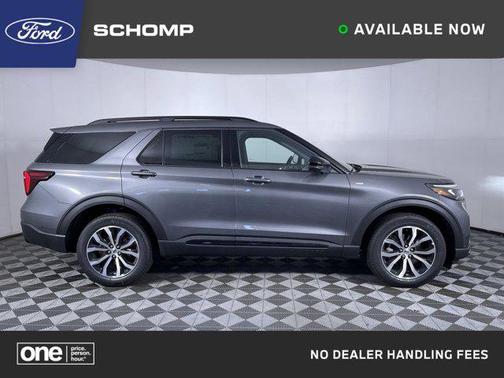 2025 Ford Explorer ST-Line