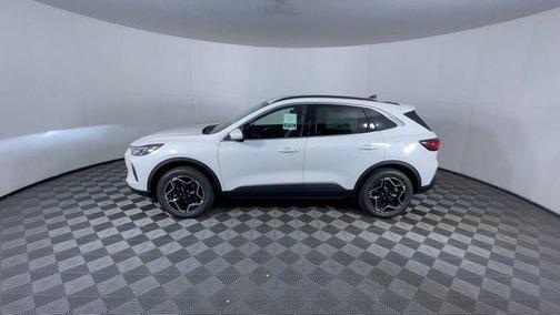 2026 Ford Escape Platinum