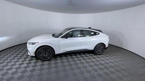 STAR WHITE MET TRI-COAT 2026 Ford Mustang Mach-E Premium