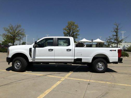 2025 Ford F-250 XL