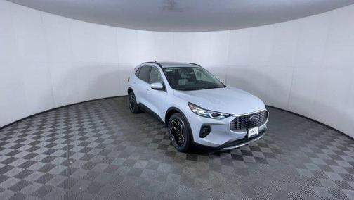 2026 Ford Escape Platinum