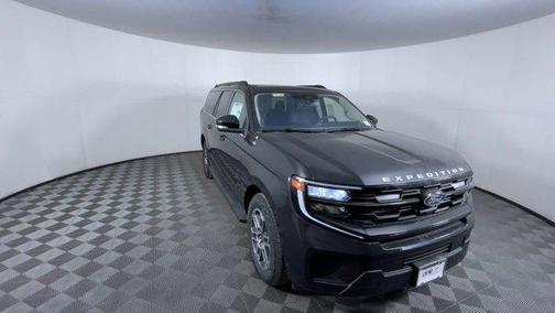 2025 Ford Expedition Max Active 4x4