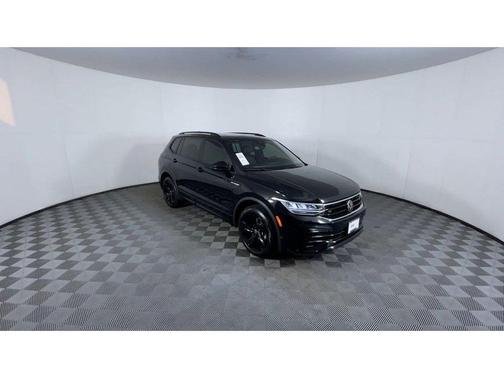 2024 Volkswagen Tiguan 2.0T SE R-Line Black 4MOTION