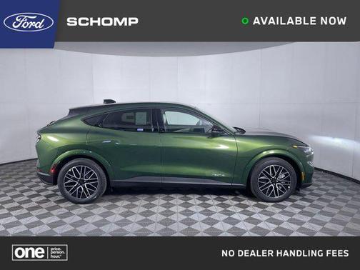 ERUPTION GREEN METALLIC 2026 Ford Mustang Mach-E Premium