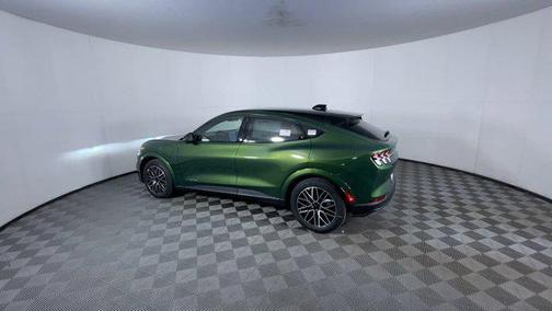 ERUPTION GREEN METALLIC 2026 Ford Mustang Mach-E Premium