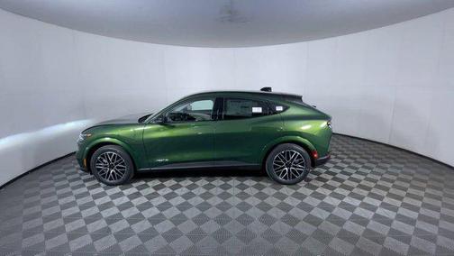 ERUPTION GREEN METALLIC 2026 Ford Mustang Mach-E Premium