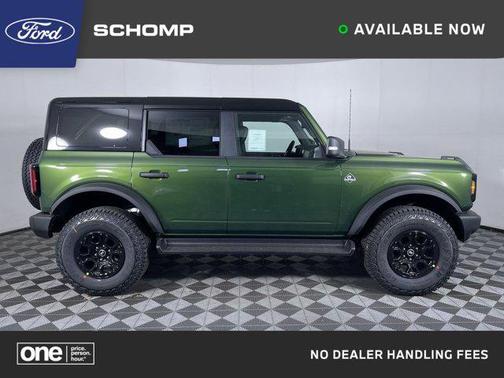 ERUPTION GREEN METALLIC 2025 Ford Bronco Outer Banks SUV