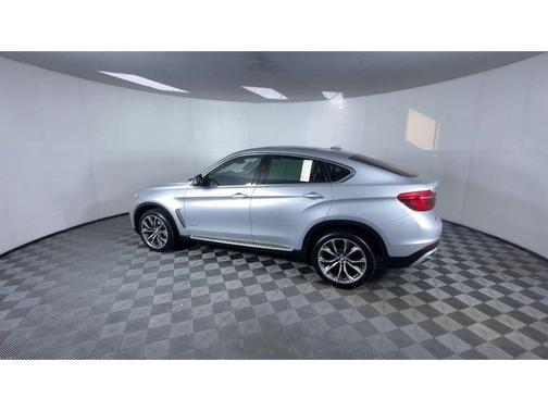 2016 BMW X6 xDrive50i