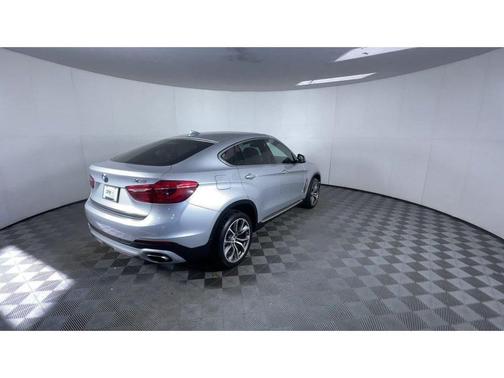 2016 BMW X6 xDrive50i