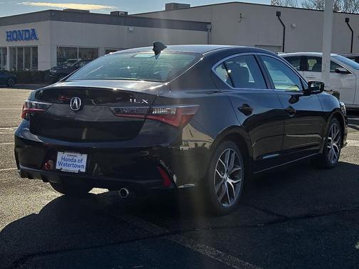 2019 Acura ILX Technology Package