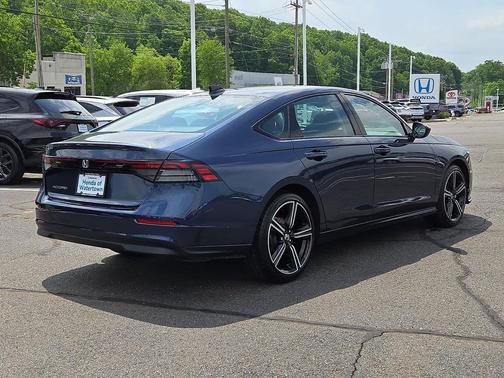 CNYON_RIVER_BLU 2026 Honda Accord SE