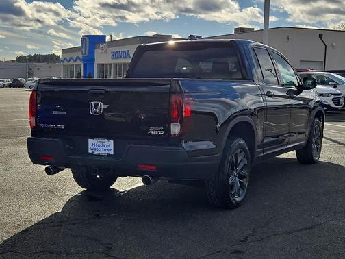 2023 Honda Ridgeline Sport