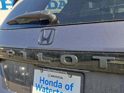 2026 Honda Pilot Touring 8-Passenger