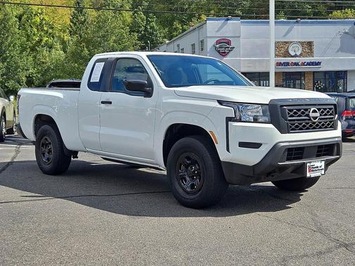 2023 Nissan Frontier S