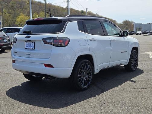 Bright White Clearcoat 2022 Jeep Compass High Altitude