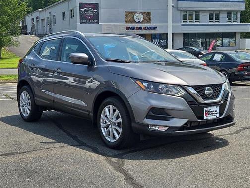 2022 Nissan Rogue Sport SV
