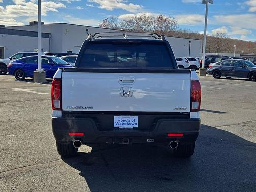 2022 Honda Ridgeline Black