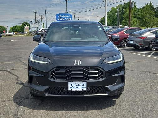 Crystal Black Pearl 2025 Honda HR-V AWD Sport