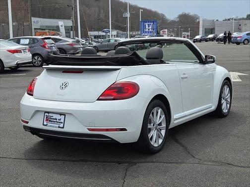 2019 Volkswagen Beetle 2.0T SE