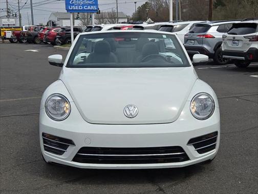 2019 Volkswagen Beetle 2.0T SE