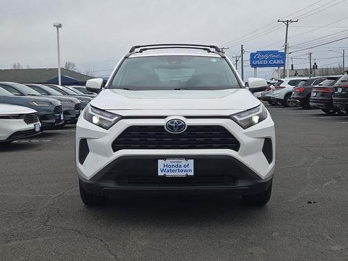 2023 Toyota RAV4 Hybrid LE