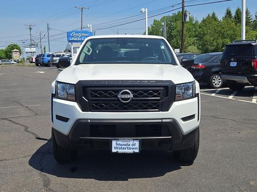 Glacier White 2022 Nissan Frontier S
