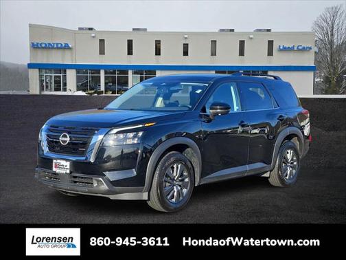 2024 Nissan Pathfinder SV 4WD