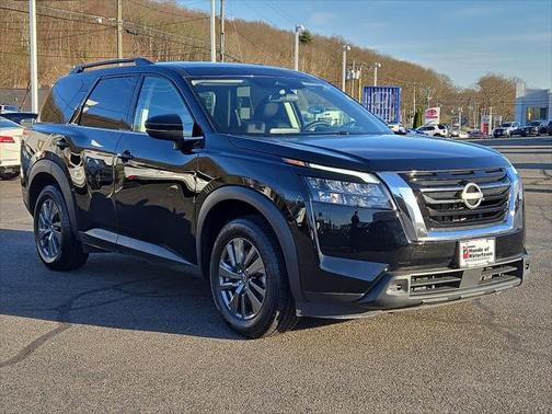 2024 Nissan Pathfinder SV 4WD